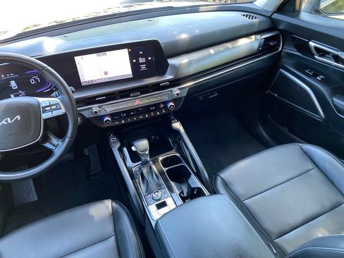 Used 2025 Kia Telluride S AWD/4WD image 29