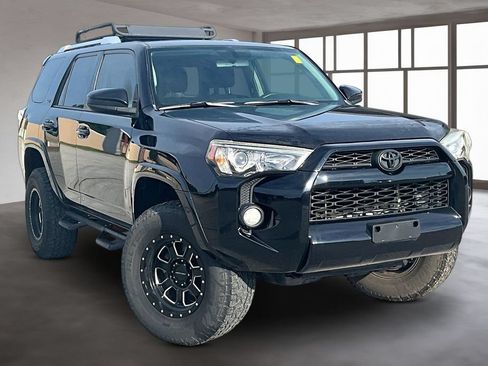 Used 2016 Toyota 4Runner SR5 RWD image 3