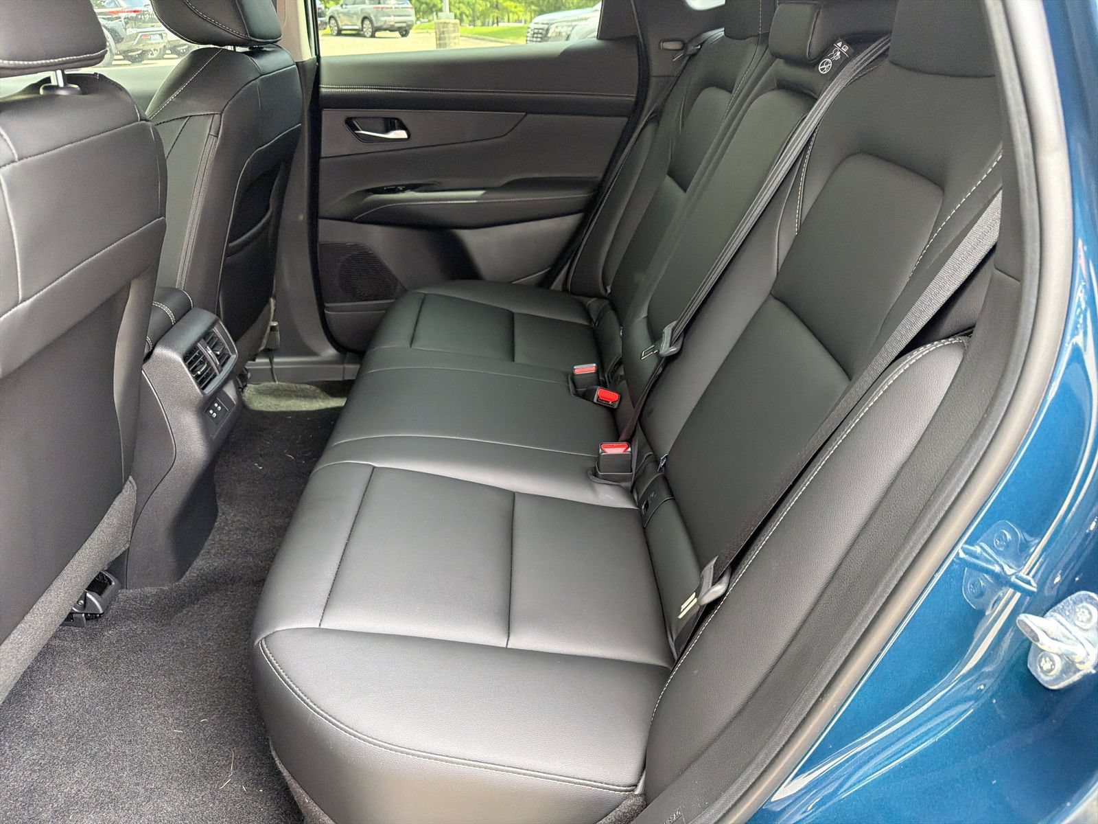 Certified 2025 Nissan Murano SL w/ Cargo Package AWD/4WD image 24