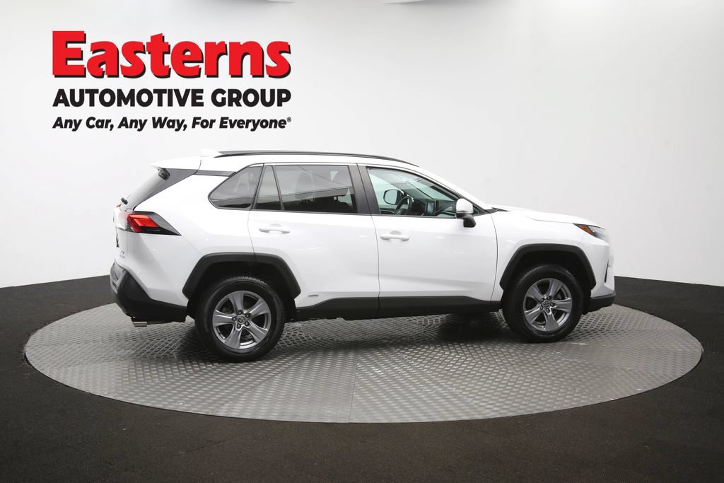 Used 2022 Toyota RAV4 XLE AWD/4WD image 44