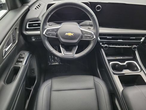 Certified 2026 Chevrolet Traverse LT AWD/4WD image 13