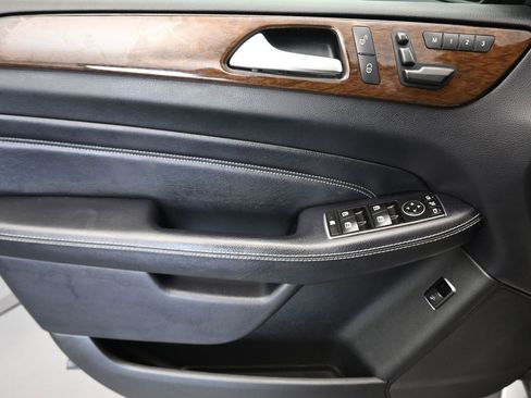 Used 2015 Mercedes-Benz ML 350 4MATIC image 10