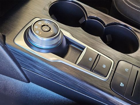 Used 2025 Ford Escape Active image 24