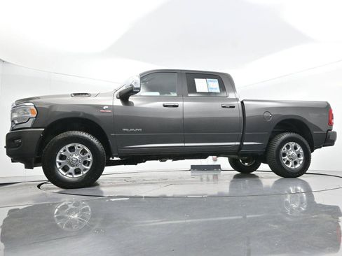 Used 2024 RAM 2500 Laramie AWD/4WD image 43