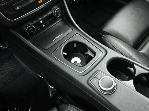 Used 2017 Mercedes-Benz GLA 250 GLA 250 image 33