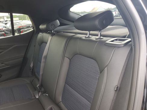 New 2025 Buick Envista Preferred image 10