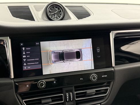 Certified 2024 Porsche Macan S AWD/4WD image 48