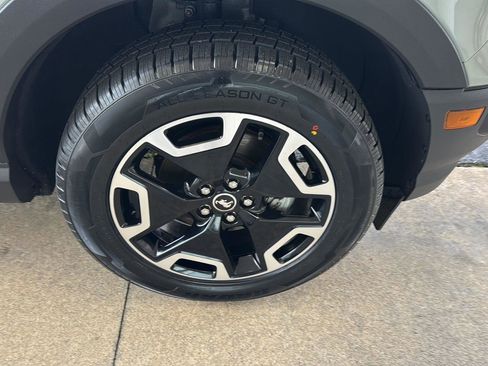 Used 2023 Ford Bronco Sport Outer Banks image 33