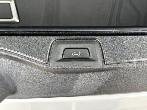 Certified 2024 BMW X5 xDrive40i w/ Premium Package image 26