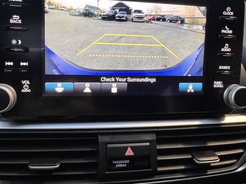 Used 2019 Honda Accord Sport image 16