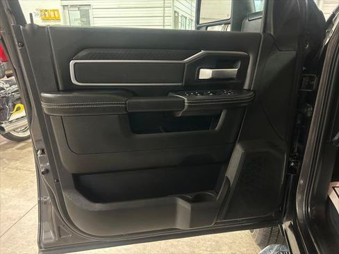 Certified 2026 RAM 2500 Big Horn AWD/4WD image 42