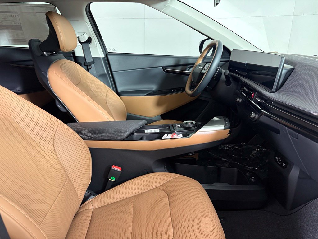 New 2026 Kia EV6 Wind RWD image 14