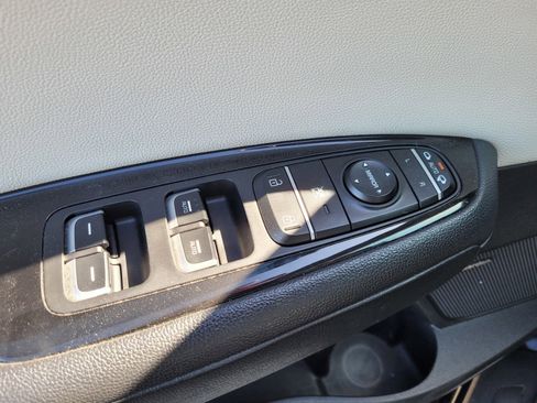 Used 2018 Kia Optima EX image 16