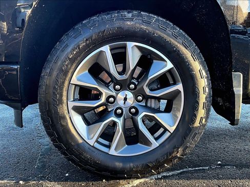 Used 2022 Chevrolet Silverado 1500 RST w/ Z71 Off-Road Package image 7