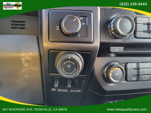 Used 2016 Ford F150 XLT w/ Equipment Group 302A Luxury image 35