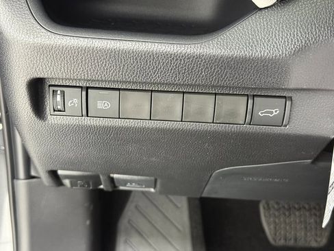 New 2025 Toyota RAV4 XLE w/ Convenience Package image 10
