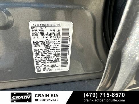 Used 2016 Nissan Rogue SV AWD/4WD image 19