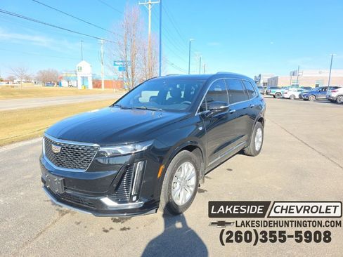 Used 2023 Cadillac XT6 Luxury image 1