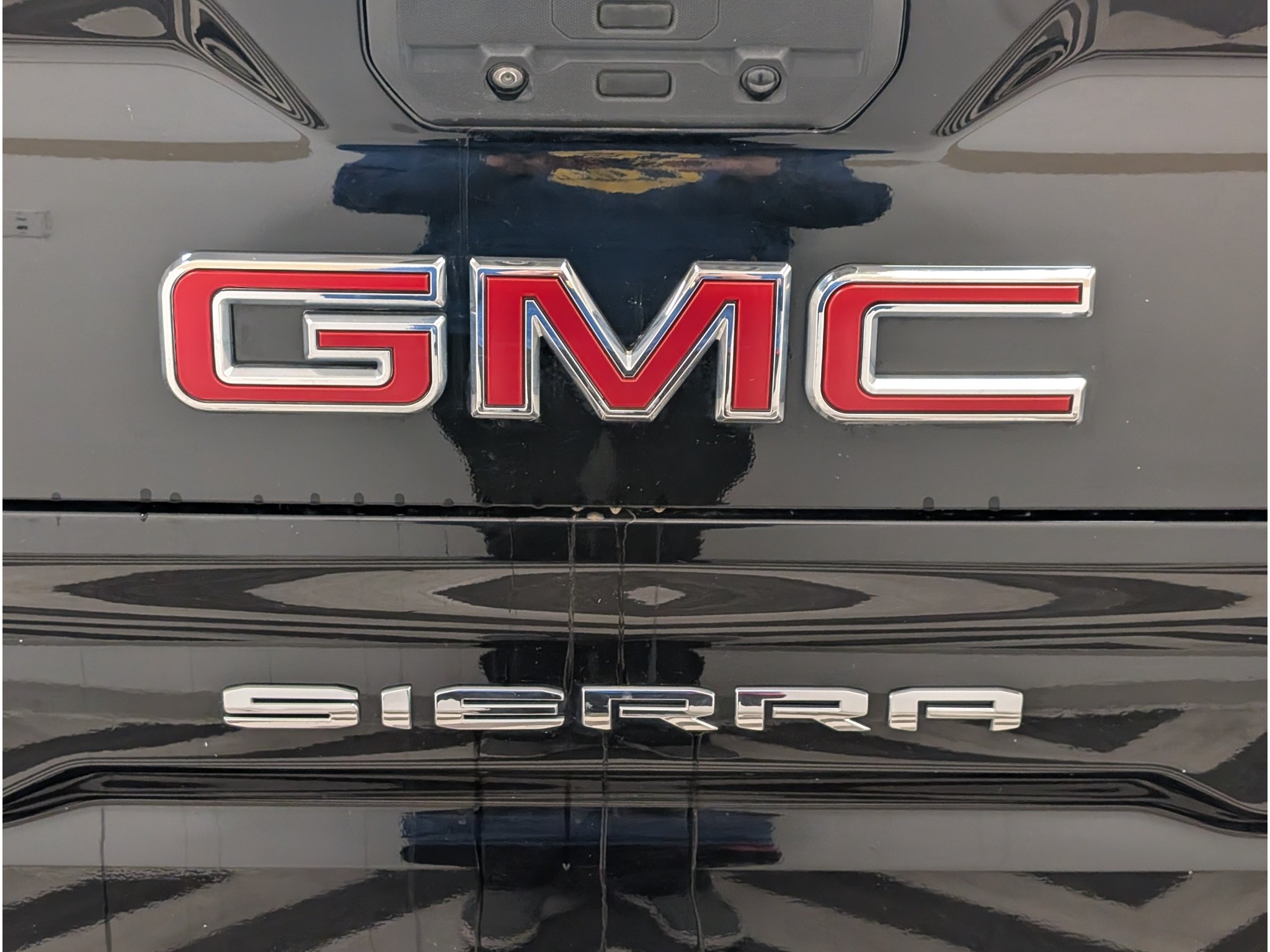 Used 2020 GMC Sierra 1500 AT4 w/ AT4 Premium Package AWD/4WD image 4