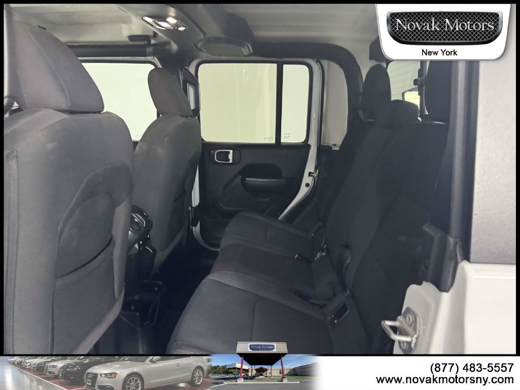 Used 2022 Jeep Gladiator Sport AWD/4WD image 12