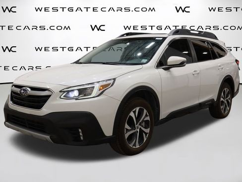 Used 2022 Subaru Outback Limited XT image 1