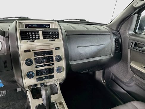 Used 2011 Ford Escape XLT w/ 202A Rapid Spec Order Code FWD image 20