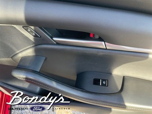 Used 2023 MAZDA MAZDA3 s image 19