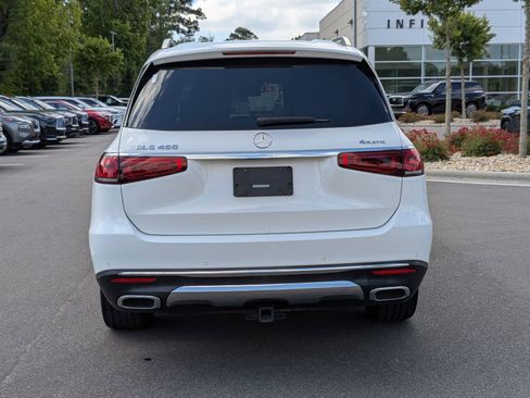 Used 2021 Mercedes-Benz GLS 450 4MATIC image 4