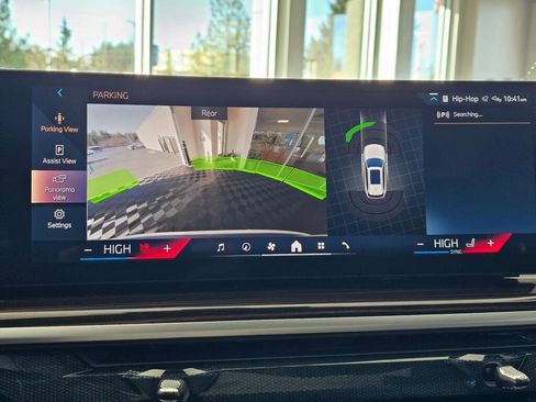 Used 2025 BMW X5 xDrive50e image 30