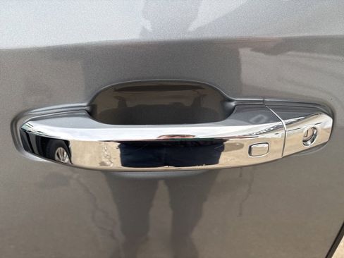 Certified 2019 GMC Sierra 1500 Denali w/ Technology Package image 16