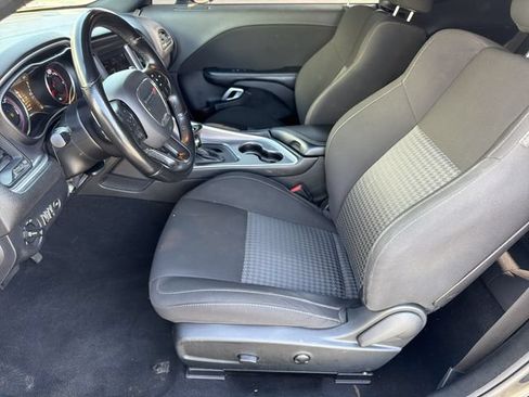 Used 2022 Dodge Challenger GT RWD image 25