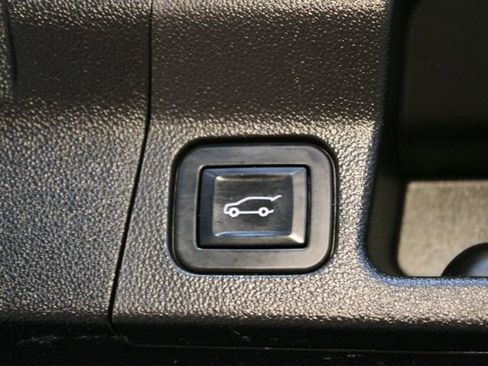 Used 2019 GMC Acadia SLE w/ LPO, Floor Liner Package FWD image 19