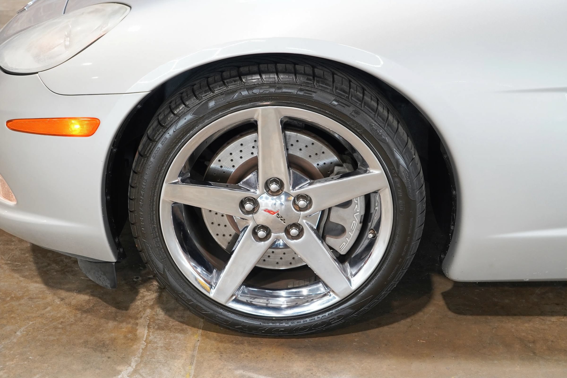 Used 2006 Chevrolet Corvette Coupe w/ Preferred Equipment Group RWD image 59