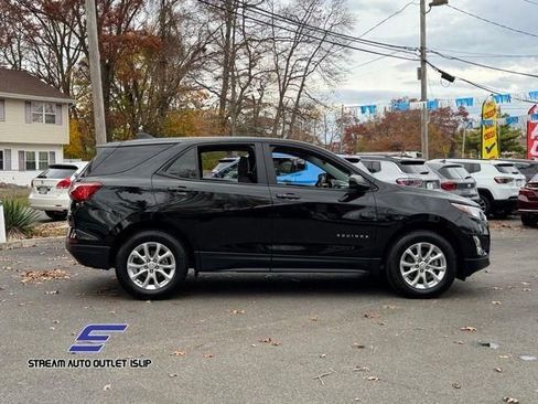 Used 2021 Chevrolet Equinox LS w/ LS Convenience Package image 12