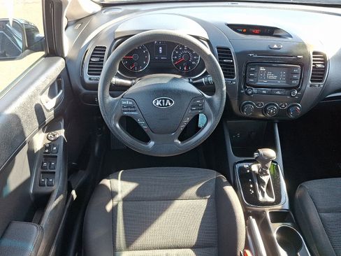 Certified 2018 Kia Forte LX w/ LX Rear Camera Package image 11