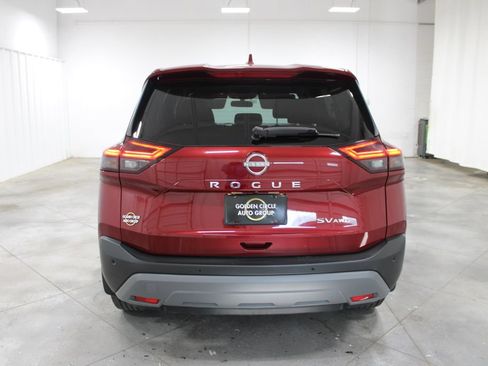 Used 2023 Nissan Rogue SV AWD/4WD image 8