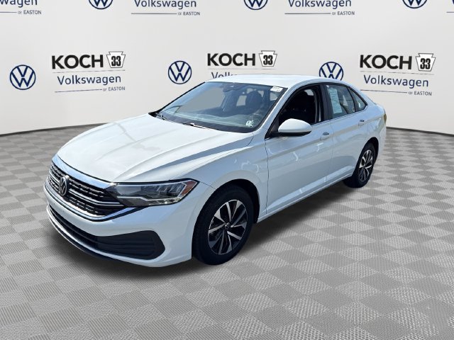 Used 2024 Volkswagen Jetta S FWD image 3