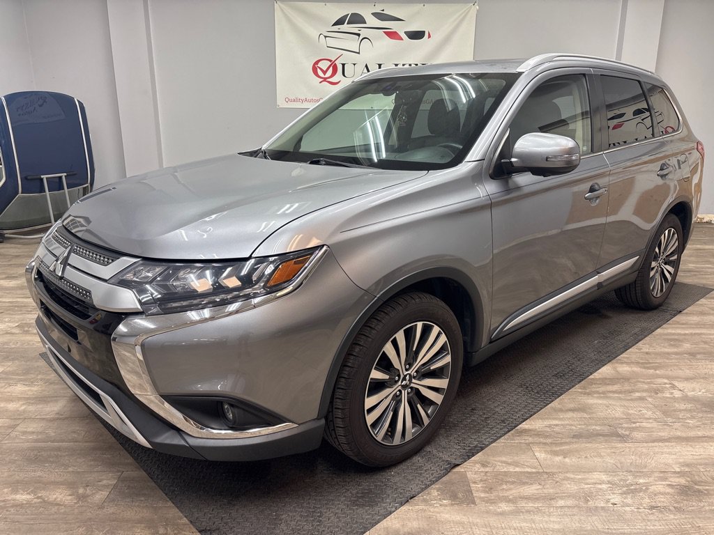 Used 2019 Mitsubishi Outlander SE FWD image 1