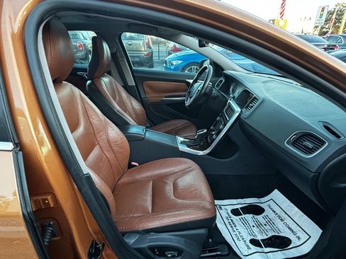 Used 2013 Volvo S60 T5 image 9