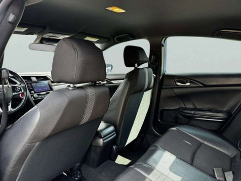 Used 2019 Honda Civic Sport image 17