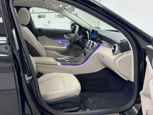 Used 2020 Mercedes-Benz C 300 4MATIC Sedan image 17