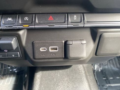 Used 2023 Chevrolet Silverado 1500 W/T w/ WT Value Package image 21