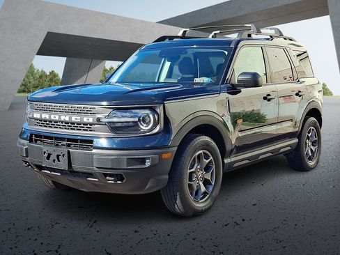 Used 2021 Ford Bronco Sport Badlands w/ Badlands Package AWD/4WD image 3