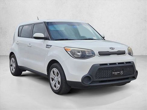 Used 2015 Kia Soul FWD image 3