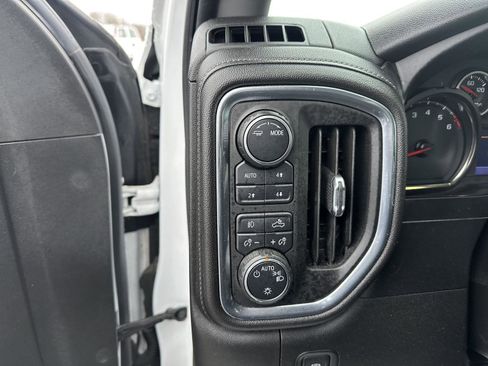 Used 2020 Chevrolet Silverado 1500 LT Trail Boss image 27