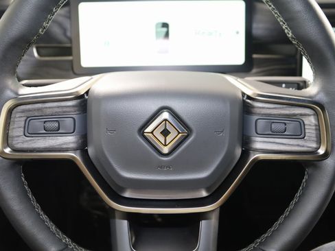 Used 2022 Rivian R1S Launch Edition image 45