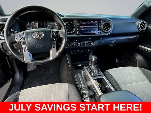Used 2020 Toyota Tacoma TRD Off-Road w/ Technology Package AWD/4WD image 8