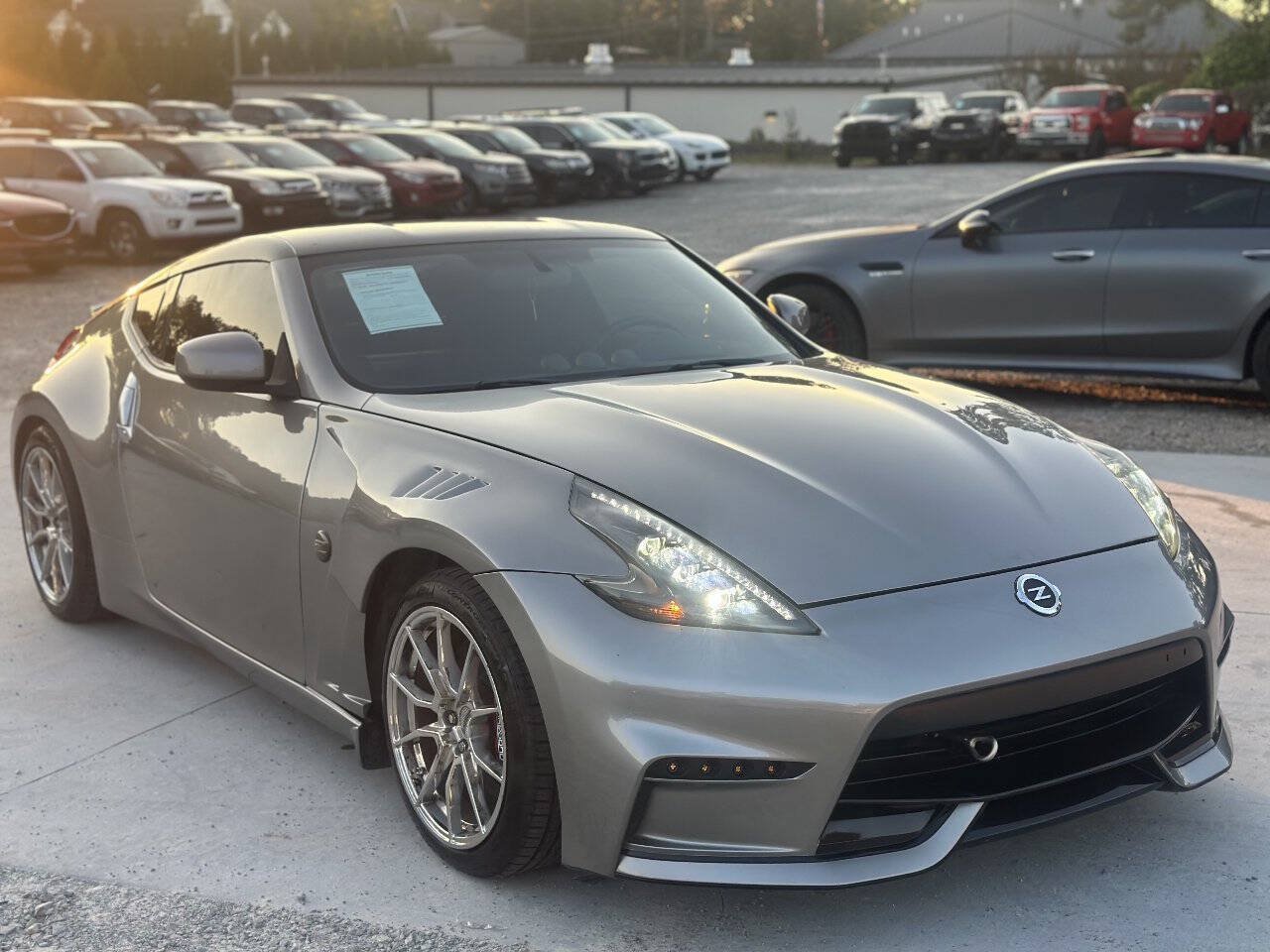 Used 2009 Nissan 370Z Coupe RWD image 1