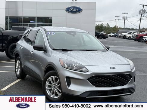 Used 2022 Ford Escape SE w/ Convenience Package image 1