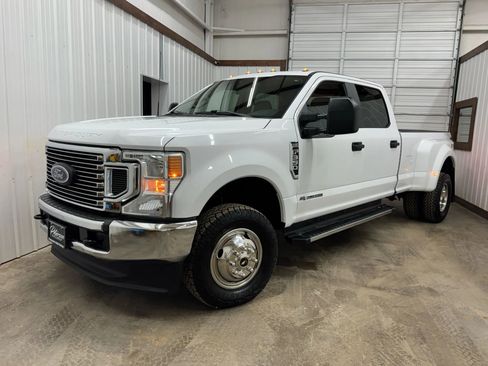 Used 2021 Ford F350 XL w/ STX Appearance Package image 10